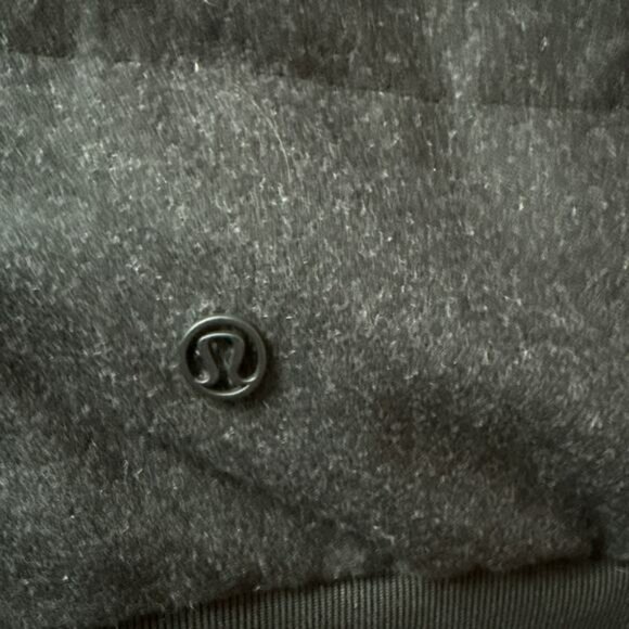 Lululemon Roam Far Reversible Wool Bomber Jacket Heather Gray/‎ Black Size 4 - Picture 12 of 12